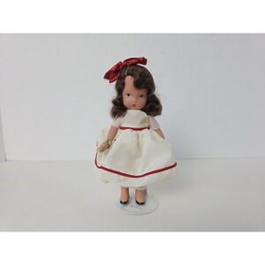 Vintage Nancy Ann Storybook Doll Annie At the Garden Gate 129